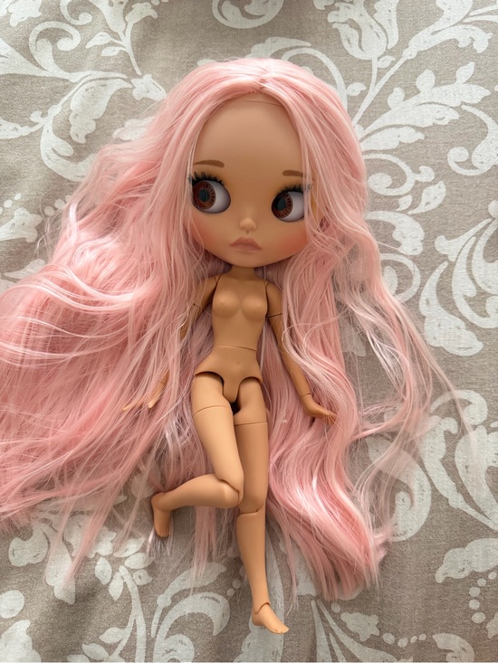 Other - Blythe doll
